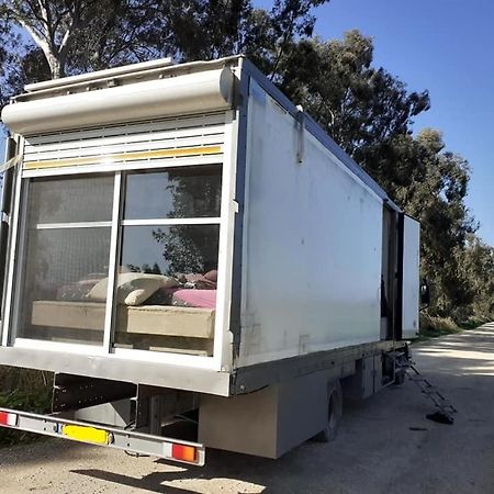 Luxury Caravan Truck In The Golan Heights Bruchim Qela' Alon Esterno foto